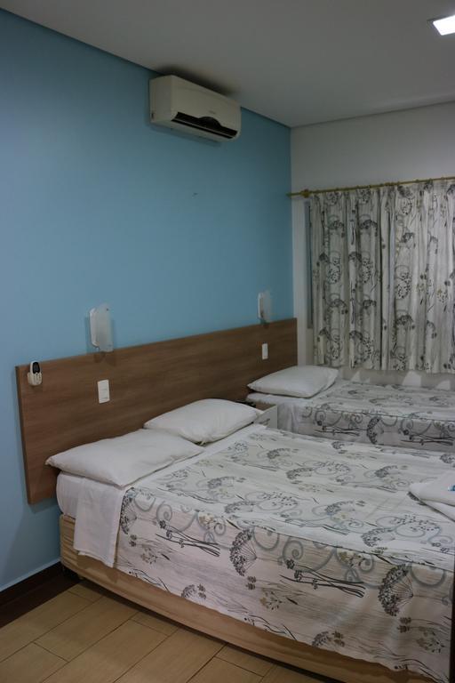 Hotel Oly Plaza 피라시카바 외부 사진